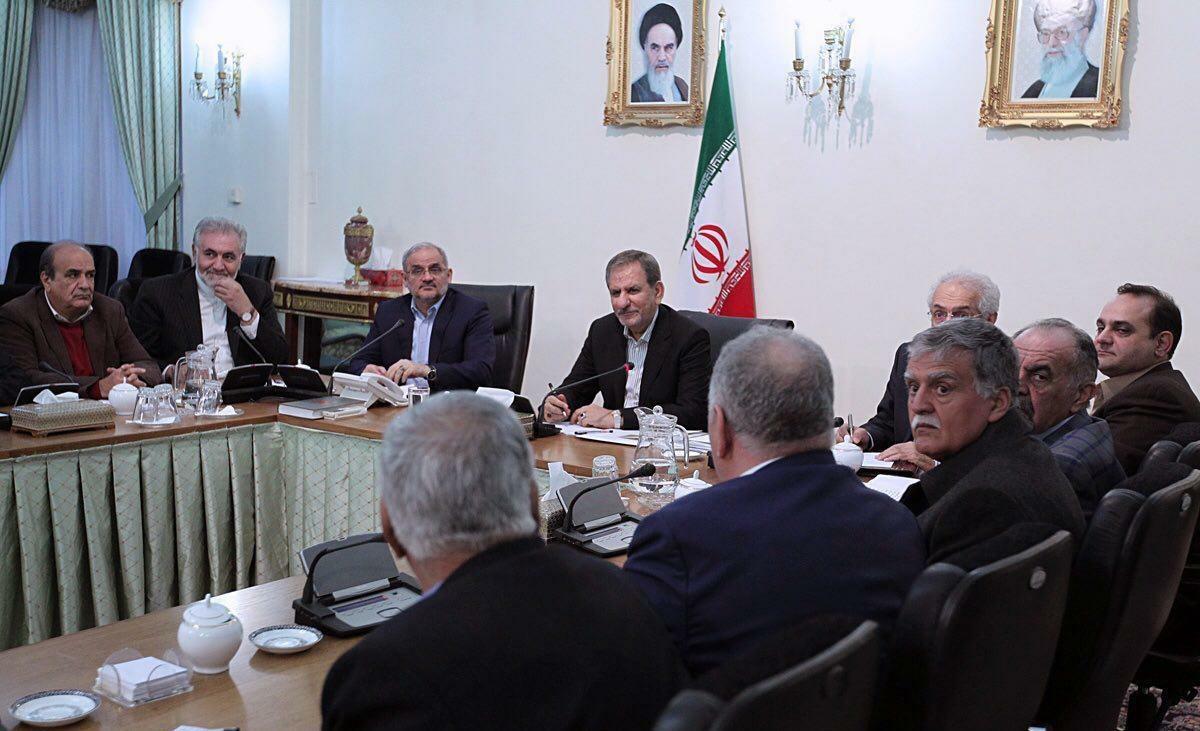 معاون اول رییس جمهوري:  خانه هاي صنعت، معدن و تجارت سراسر کشور زبان گوياي صنعتگران و فعالان بخش معدن می باشند