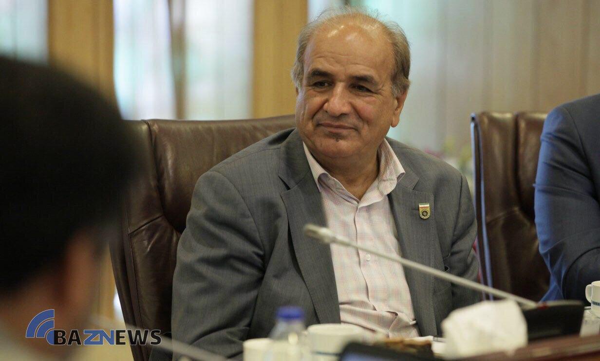 اولين نشريه اتاق بازرگاني اصفهان به زبان انگليسي منتشر مي شود. 