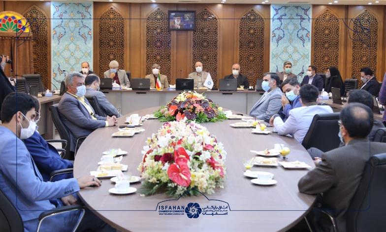 روابط عمومی ها در جهت توسعه استان کمک کنند