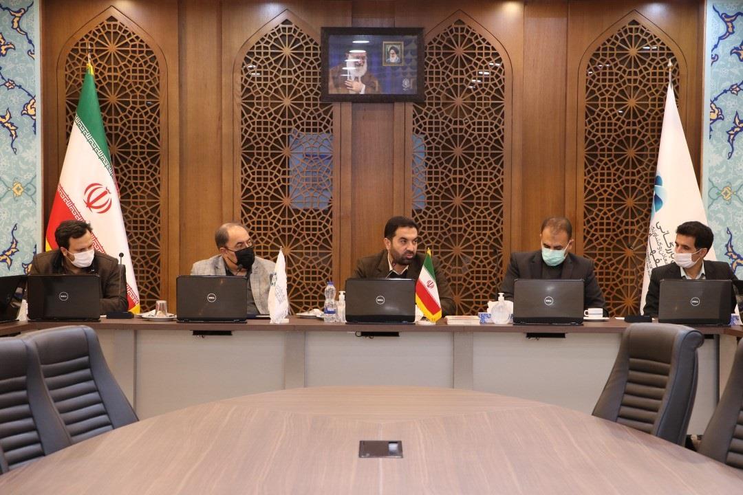بررسی الزامات ارائه هر چه بهتر ظرفیت‌های گردشگری اصفهان در نمایشگاه بین‌المللی تهران	