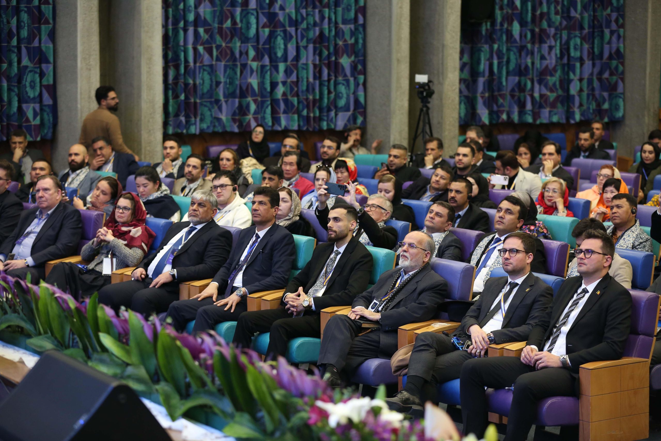 گردشگری اصفهان در مسیر صعود/ نصف جهان به صلح و آرامش معروف است