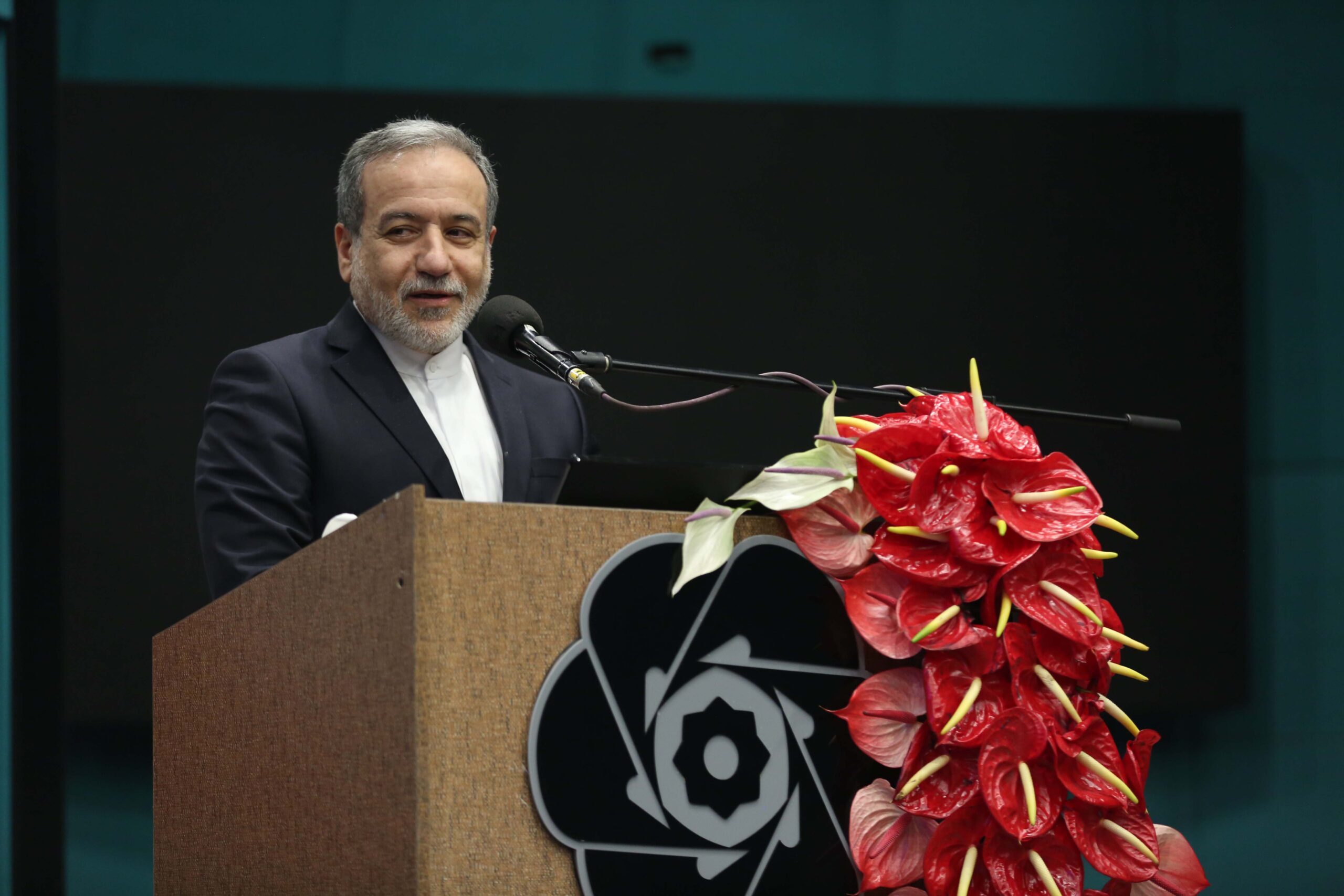 توانمندی اقتصادی اصفهان، ستون دیپلماسی ایران