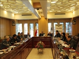 در هفدهمین جلسه هیات نمایندگان اتاق بازرگانی اصفهان مطرح شد؛  رونمایی از کتاب نیازسنجی آموزشی ، تدوین سند استراتژی کمیسیون های 11 گانه و  تاکید بر  عملی شدن وعده های مسوولین در  حمایت از واحدهای تولیدی