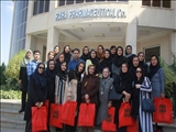 بازدید جمعی ازبانوان عضو اتاق بازرگانی اصفهان از داروسازی رها