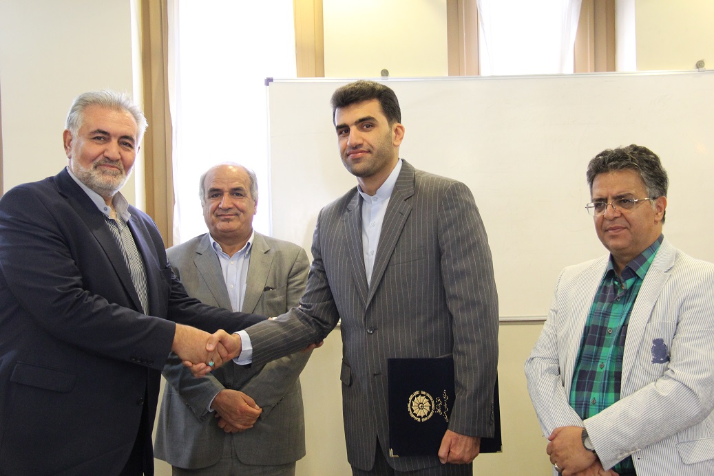 با حضور هیات  نمایندگان و کارکنان اتاق بازرگانی اصفهان ؛ مراسم  معارفه امیرعباس اسماعیلی دبیرکل اتاق اصفهان  برگزار شد