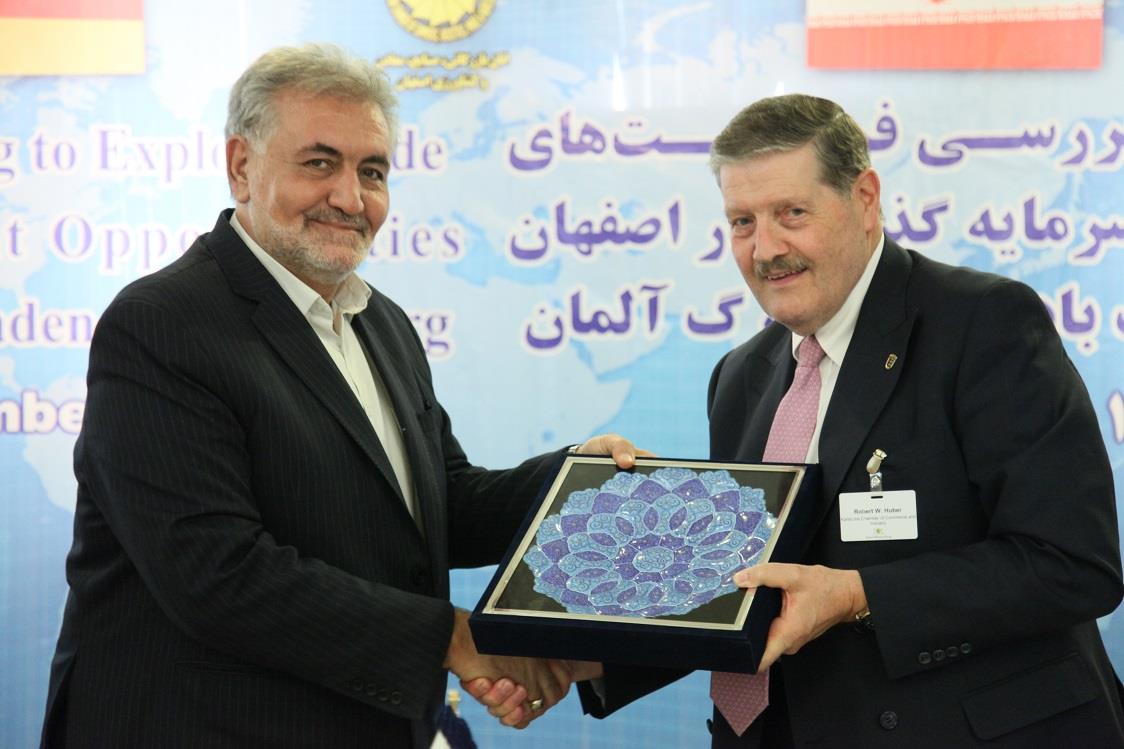 دومین هیات تجاری ایالت بادن ورتمبرگ آلمان در اصفهان؛ سهل آبادی :سرمایه گذاری و انتقال تکنولوژی دو زمینه ی  توسعه روابط اقتصادی  اصفهان و بادن ورتمبرگ   