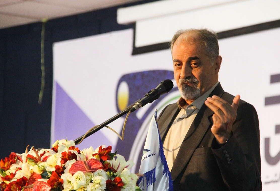  مدير عامل شركت فولاد مباركه تاكيد كرد؛ تکمیل زنجیره تولید فولاد يكي از مهمترين نيازهاي اين صنعت است 