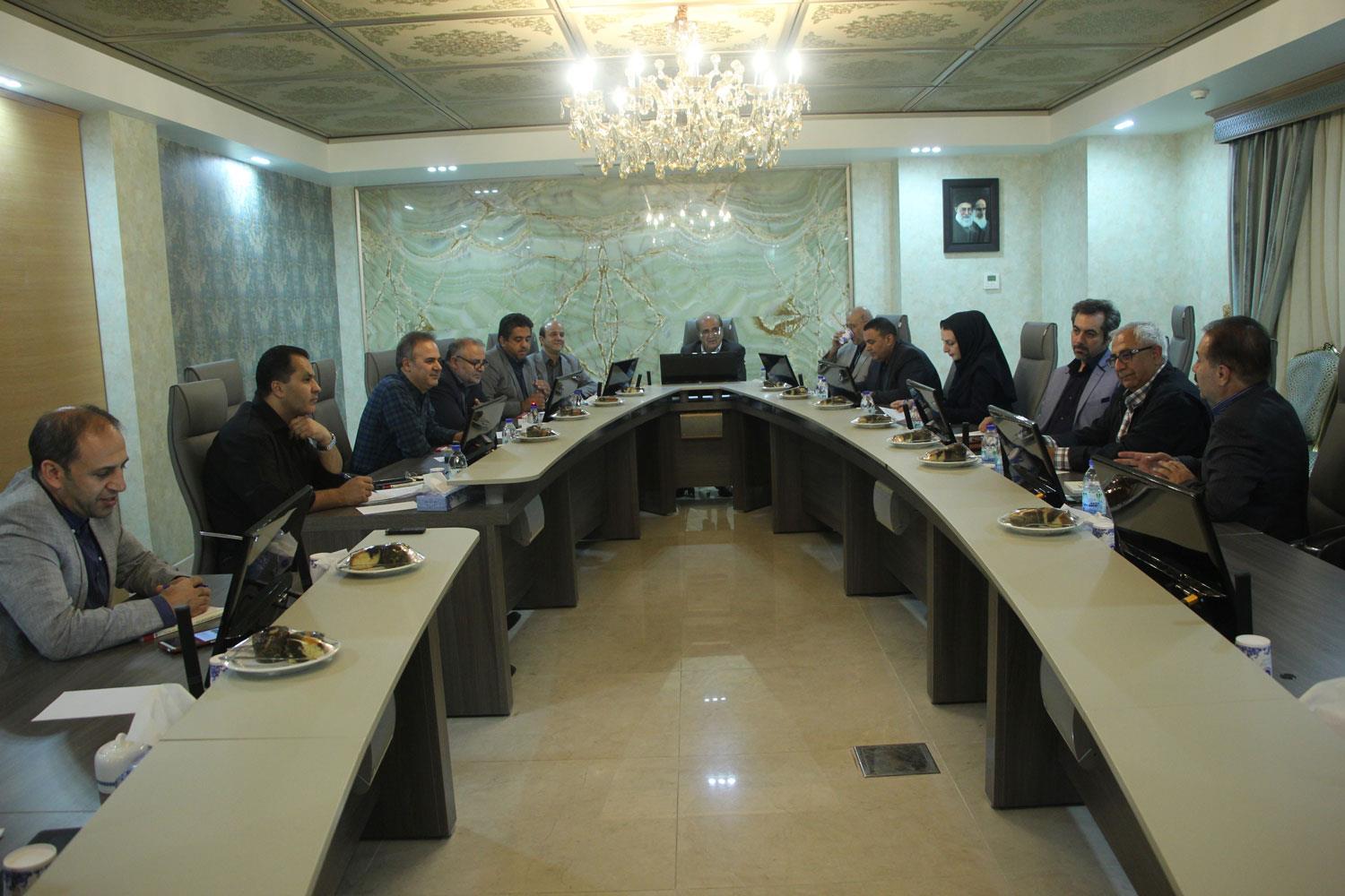 در پنجاه و چهارمین جلسه هیات تحریریه نشریه اتاق بازرگانی اصفهان عنوان شد: توسعه فرهنگی اساس پیشرفت جوامع 