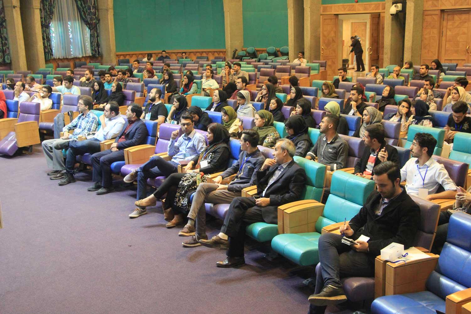 افتتاح رویداد کارآفرینی استارتاپ هنر در اتاق بازرگانی اصفهان