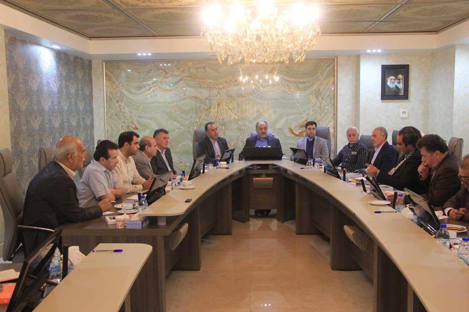 افزایش حجم سرمایه در گرد ش یکی ازمهم ترین اثرات نوسانات ارزی بر صنایع کشور