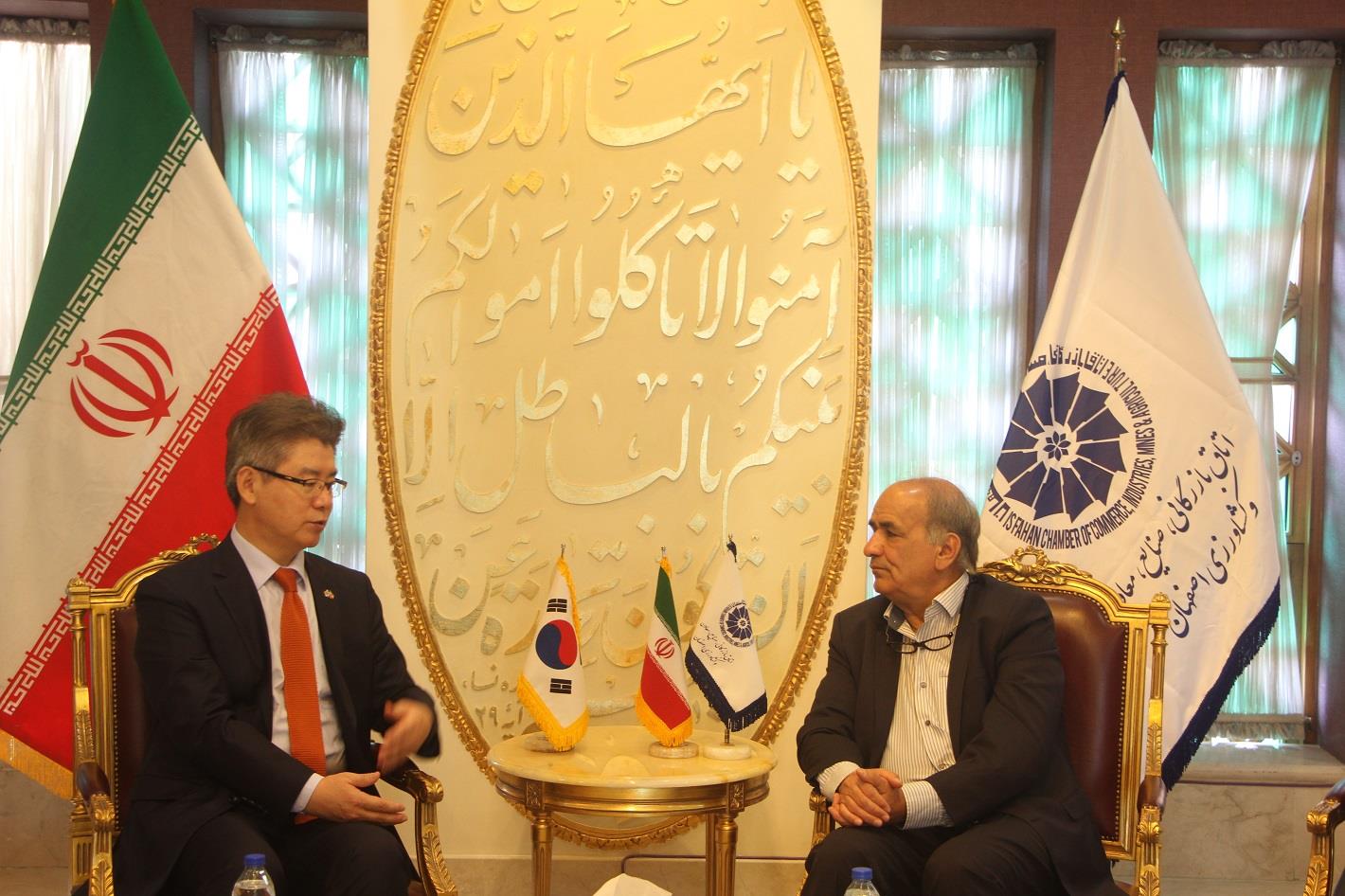 تعامل  بنگاه های اقتصادی کوچک و متوسط(SME) کره جنوبی و ایران می تواند تحریم ها را کم اثر کند