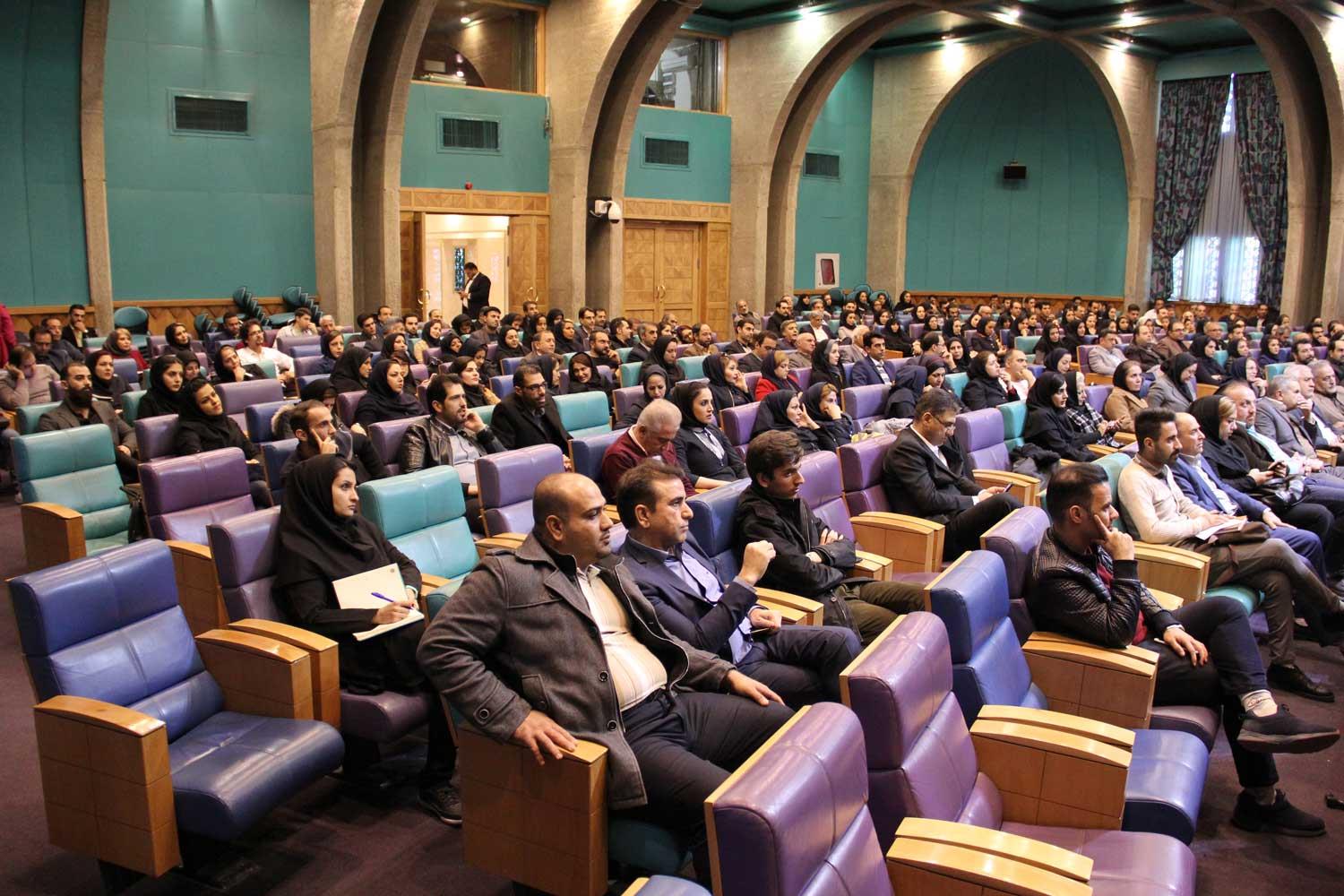 درهمایش معرفی و آموزش صدور مجوزتورهای داخلی در سامانه جامع ثبت اطلاعات  آمار گردشگری تاکید شد: