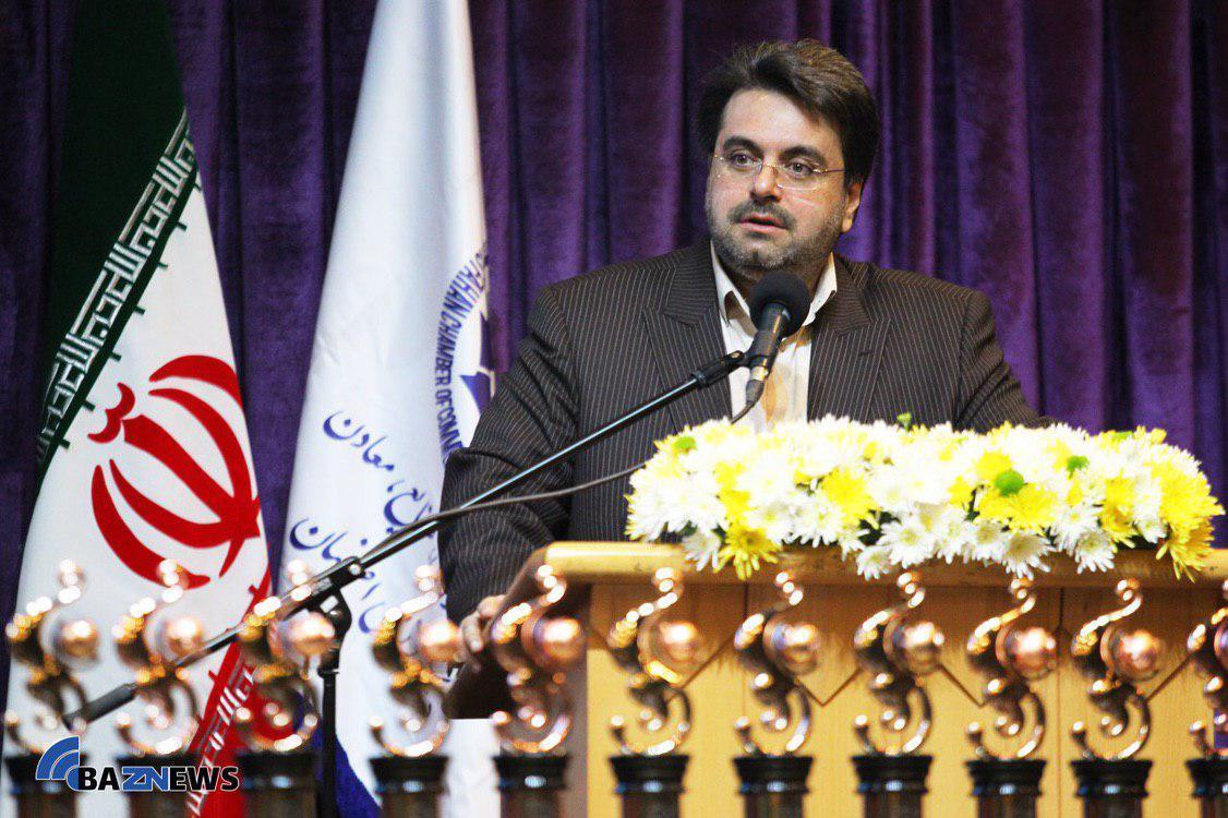 گلشيرازي:دبیرخانه برند ملی تجاري ايران در اصفهان مستقر شود/مركز توسعه صادرات اتاق بازرگاني اصفهان آغاز به كار مي نمايد. 