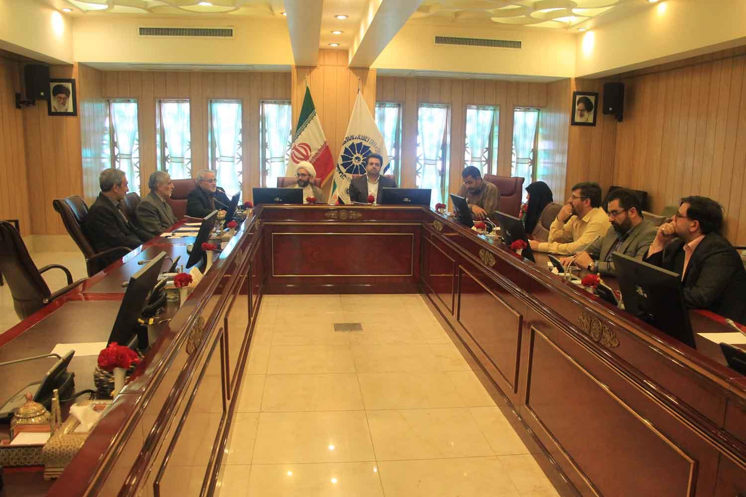 لزوم راه اندازی جریان دانش قرآن در واحدهای اقتصادی