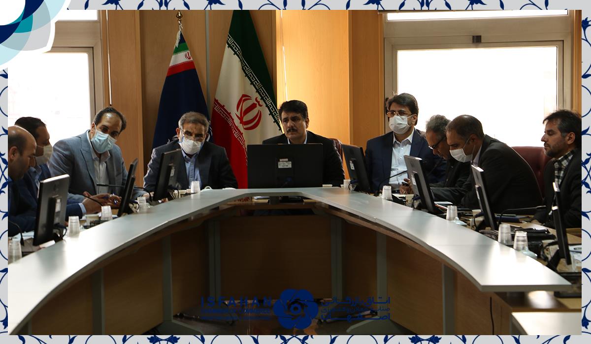 تعامل بخش خصوصی و وزارت صمت برای مدیریت بازار و حذف واسطه ها و دلالان از زنجیره عرضه مواد اولیه 