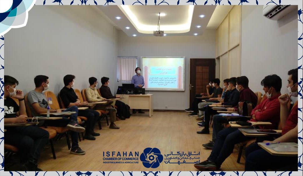 رویداد «سه شنبه های کارآفرینی» کلید خورد