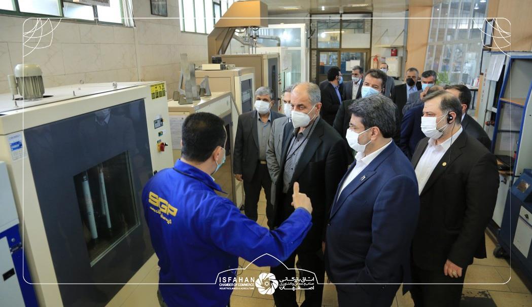 بازدید رئیس اتاق بازرگانی و هیئت همراه از گروه صنعتی گیتی پسند