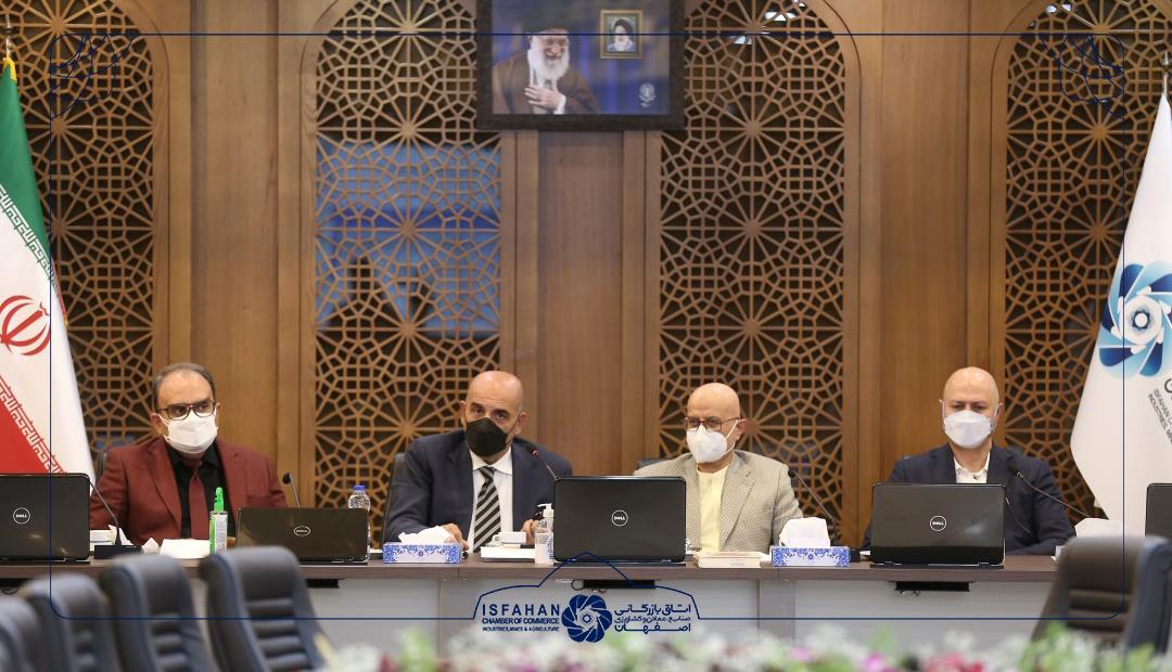 قوانین دست و پاگیر واردات ماشین‌آلات، مانع بزرگ افزایش تولید در حوزه معادن