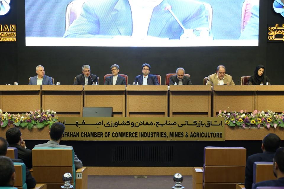 بخش خصوصی به عنوان بازیگردان اصلی مدیریت تحریم‌ها نیازمند حمایت حداکثری برای حضور در بازارجهانی است