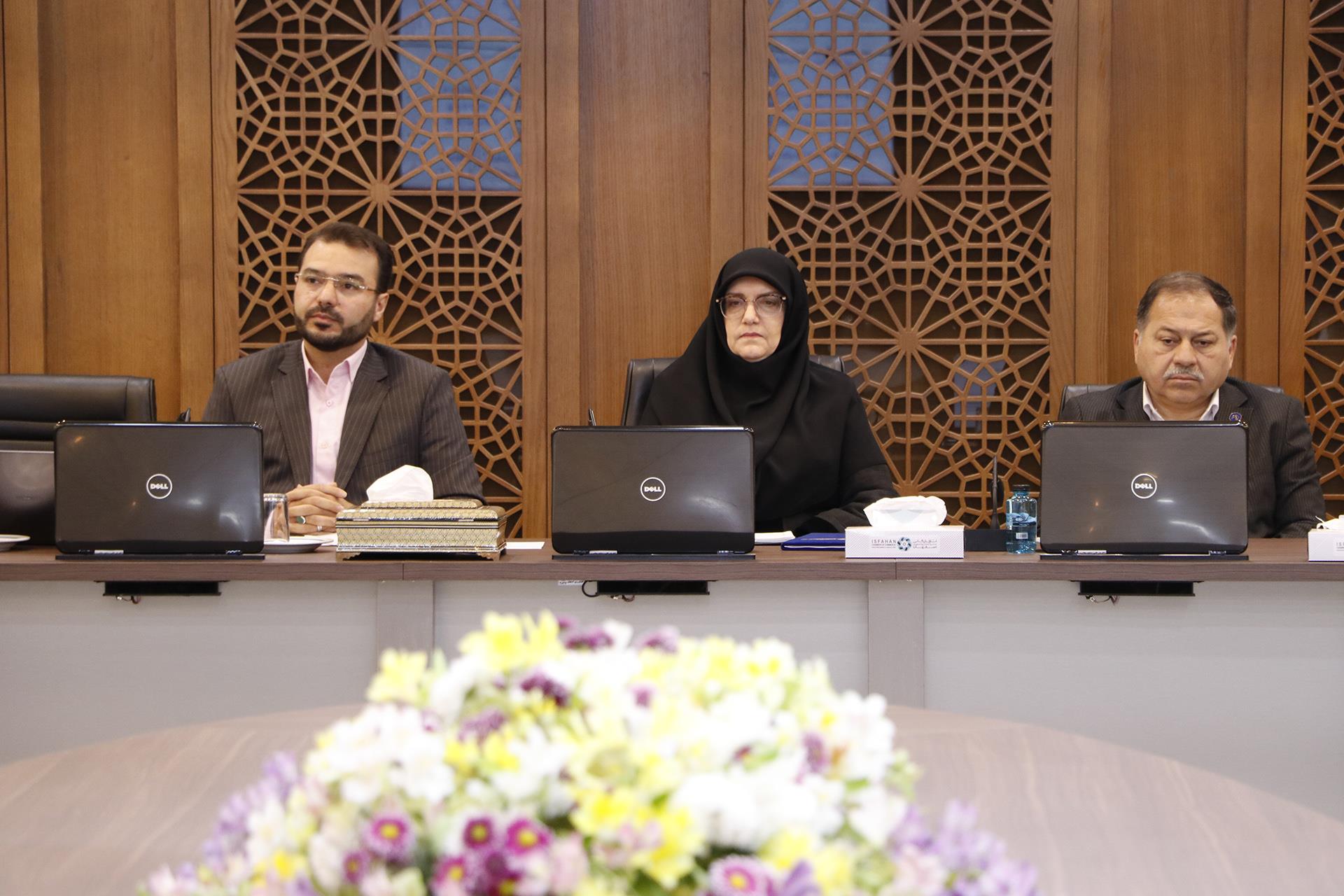  دعوت از سرمایه‌گذاران برای راه‌اندازی خط‌هوایی اختصاصی اصفهان