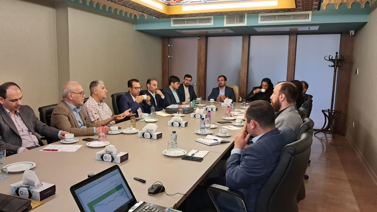 روندهای اقتصادی کشور با روندهای جهانی ناهمگون است