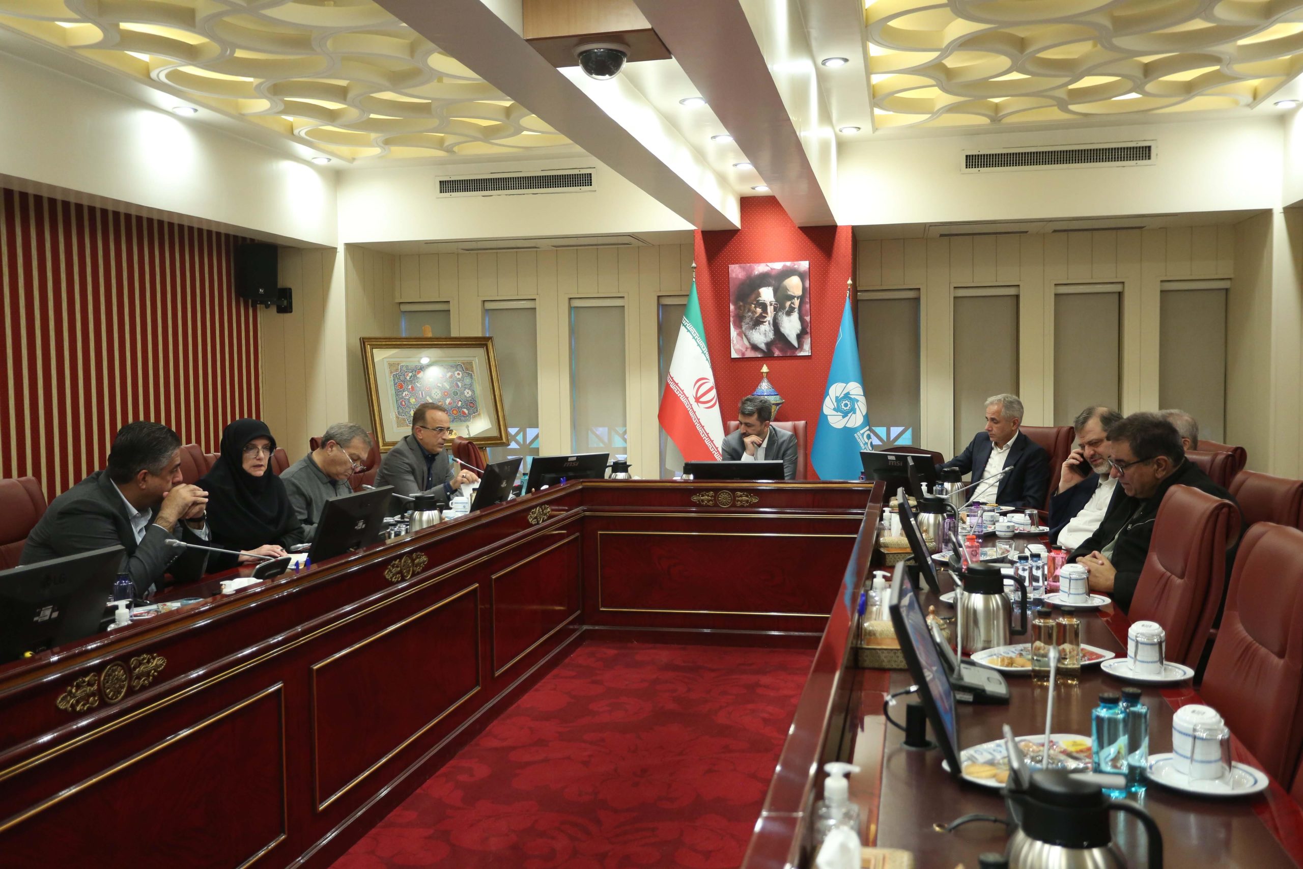 گلایه شدید فعالان اقتصادی از افزایش قیمت برق/ امنیت روانی تولیدکنندگان از بین رفته است