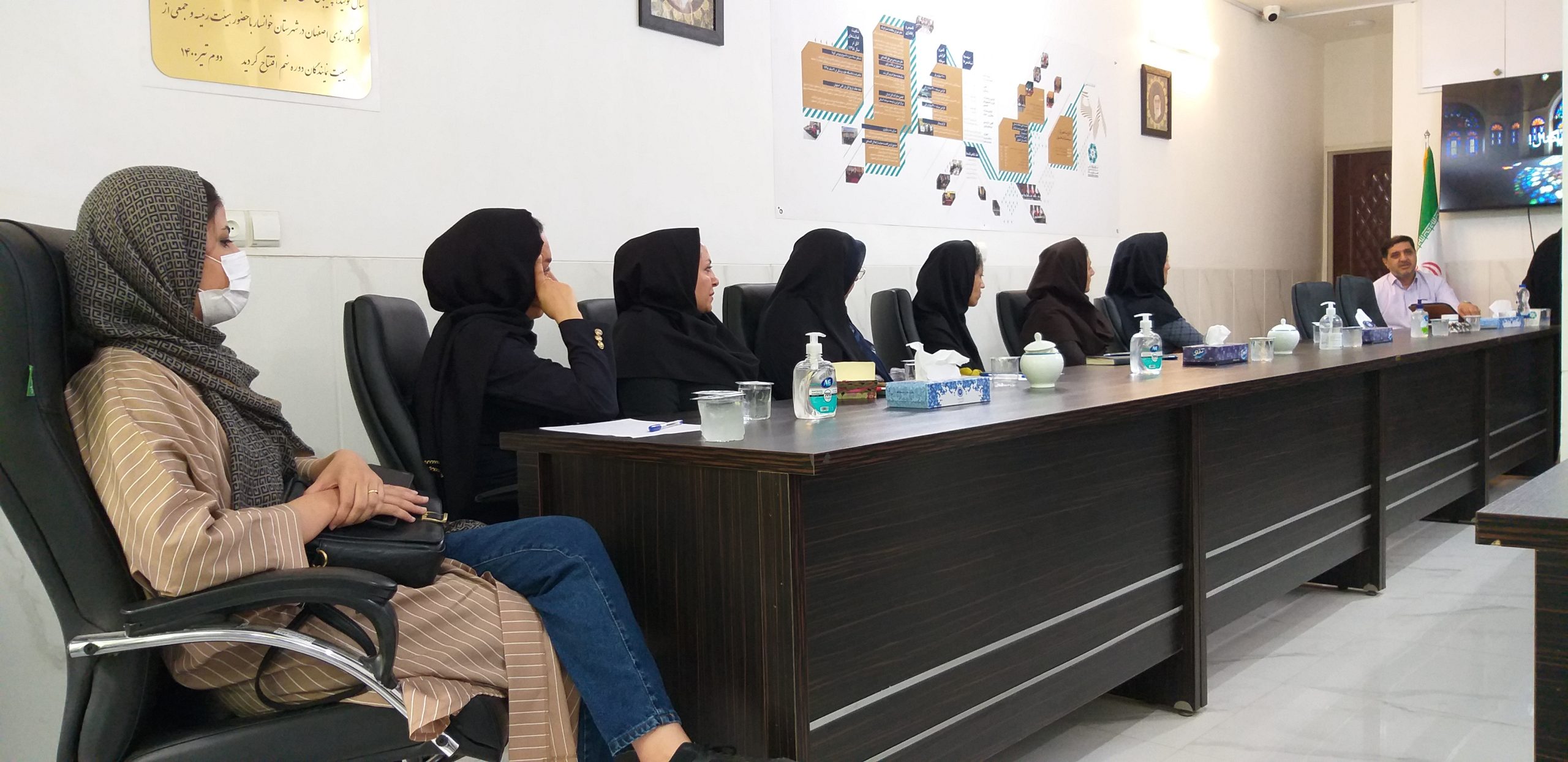 برگزاری رویداد آموزشی با عنوان رفع اشکال مالیاتی در دفتر نمایندگی خوانسار