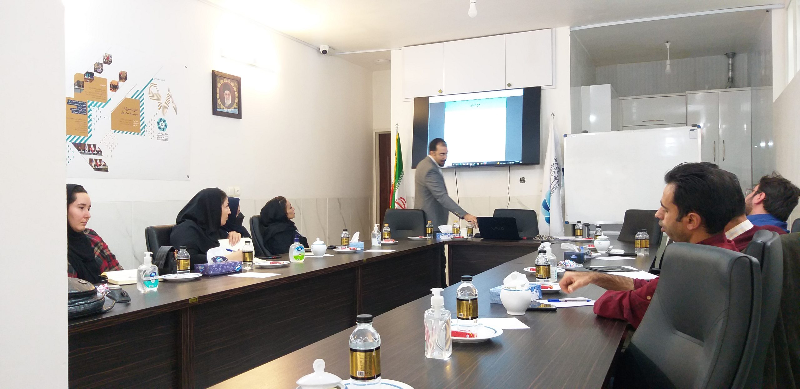 برگزاری رویداد آموزشی با عنوان مارکتینگ پلنینگ و شناسایی بازارهای جدید داخلی و خارجی در دفتر نمایندگی خوانسار
