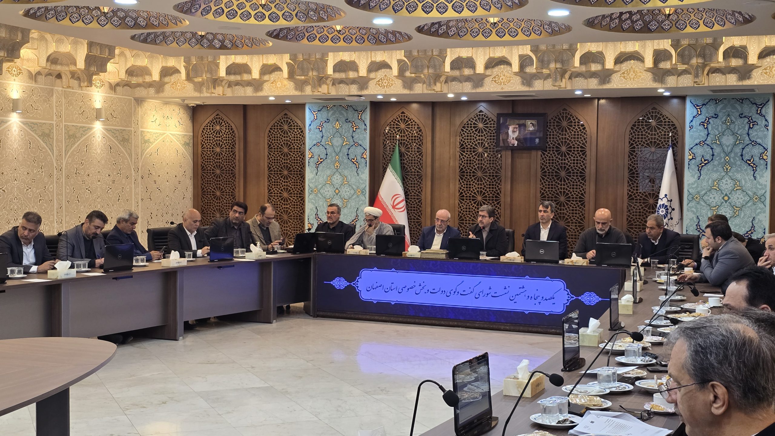 از ارز و برق تا دام و کارگو؛ چالش‌ها‌ روی میز شورای گفت‌وگو