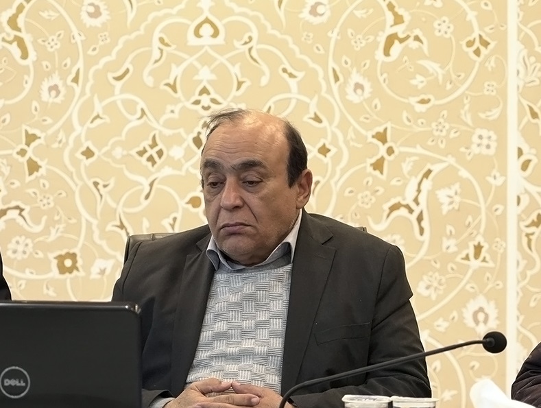 بدنه بزرگ دولت؛ مانع تراشی در اقتصاد آزاد