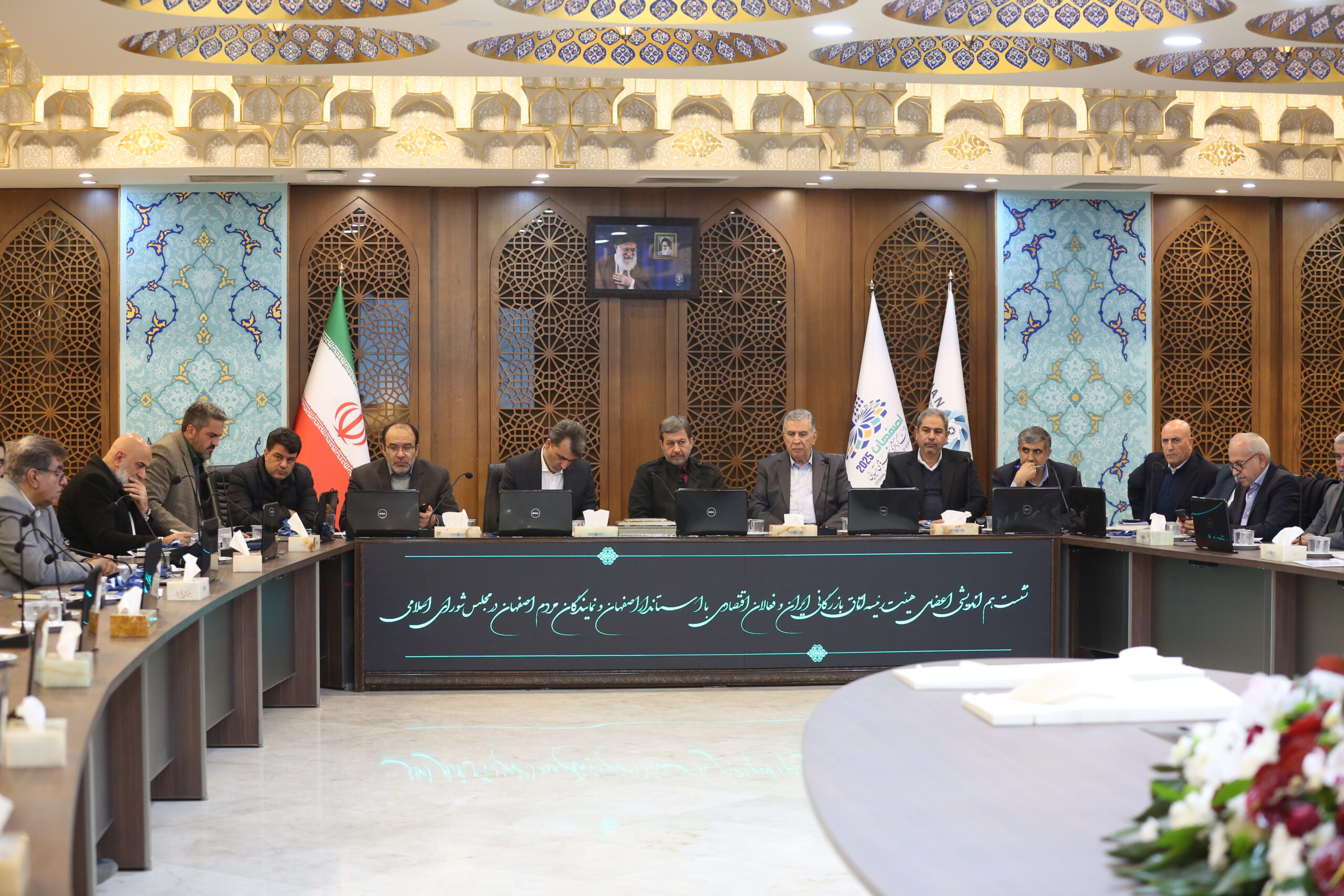 نسخه مجلس برای جان‌گرفتن اقتصاد؛ پژوهش قوی، بانک اصلاح‌شده