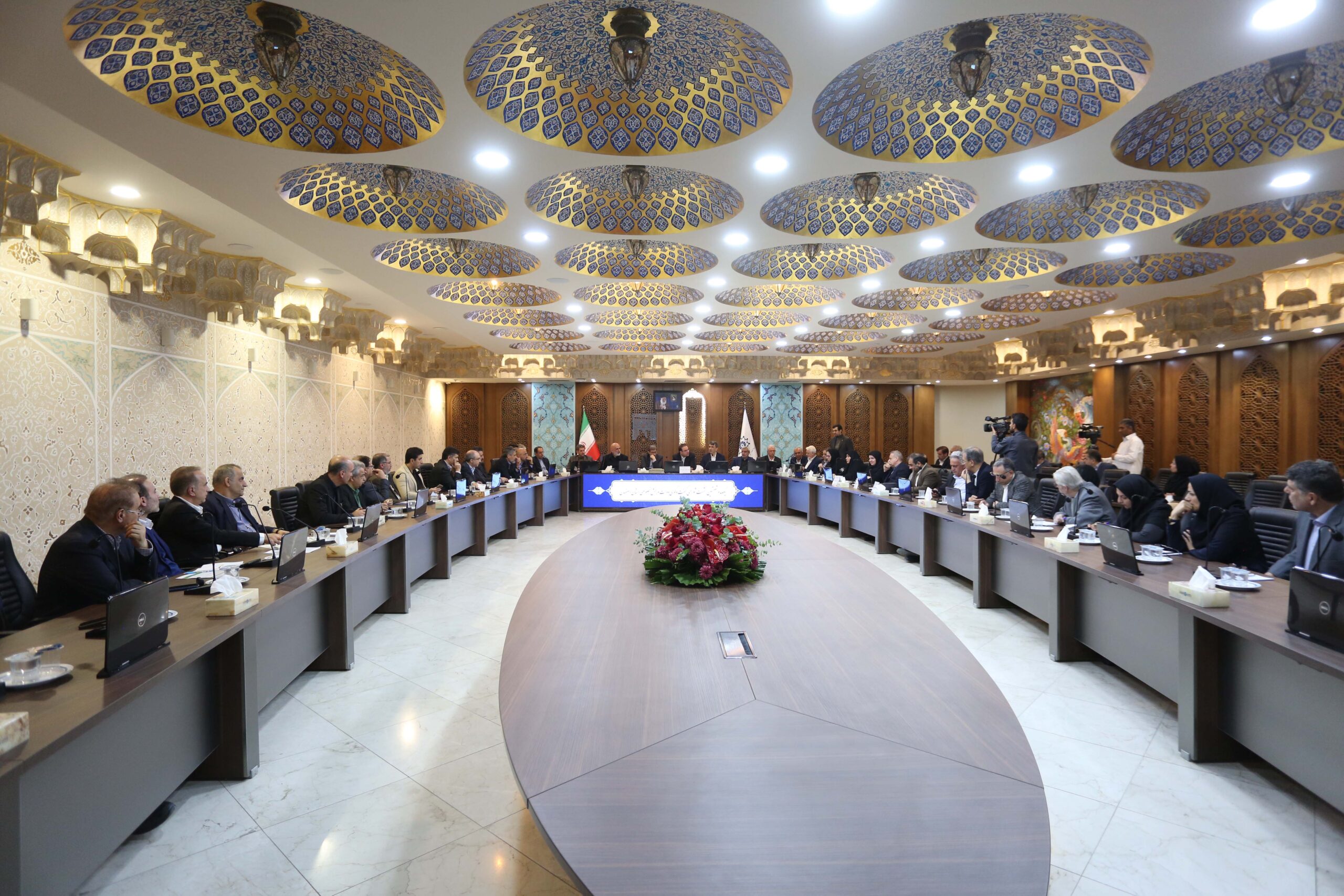 صنایع پایین‌دستی تحت نظر؛ بازار پتروشیمی در آستانه اصلاح