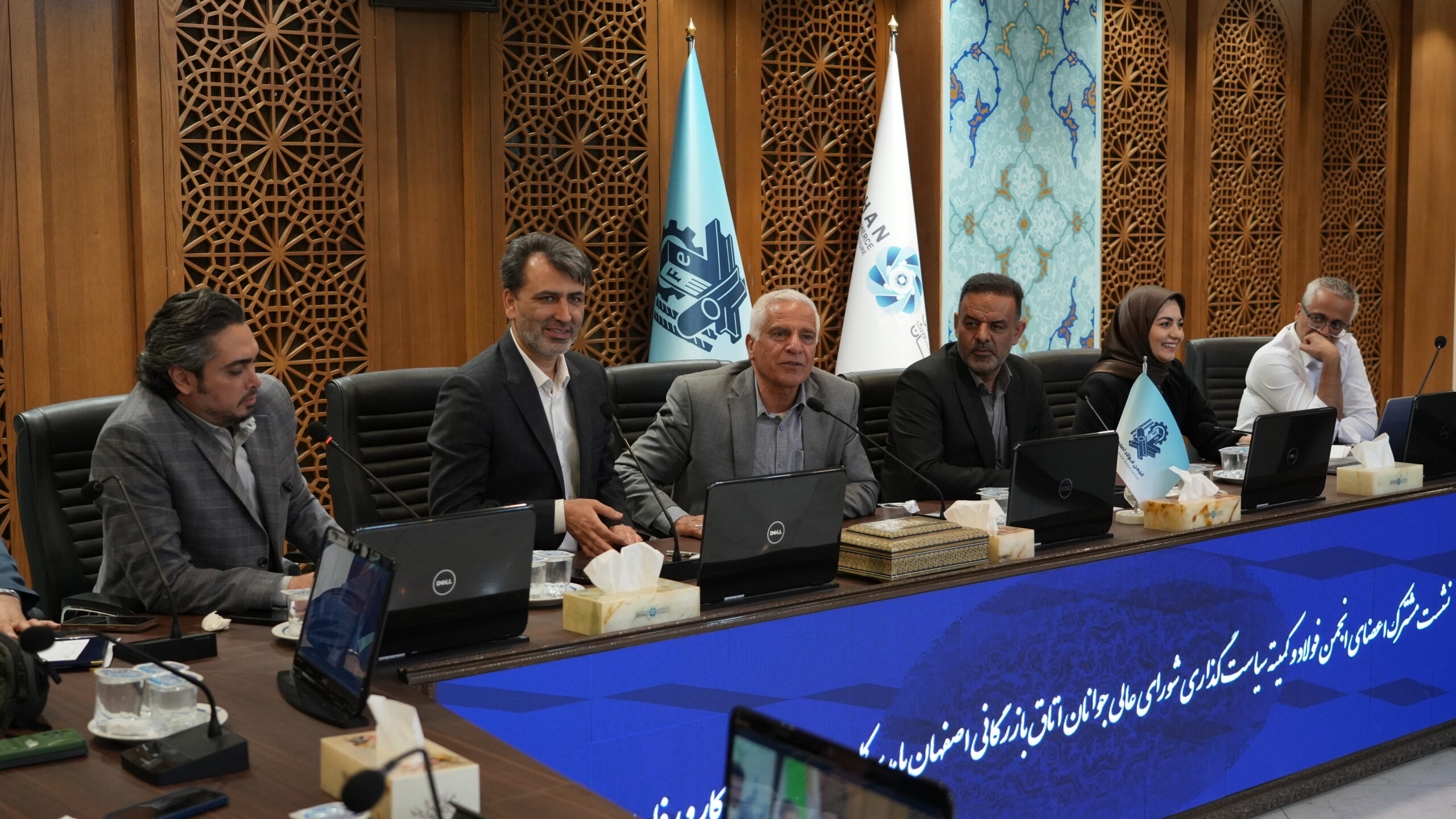 رسیدگی تخصصی برای حل اختلافات کارگر و کارفرما
