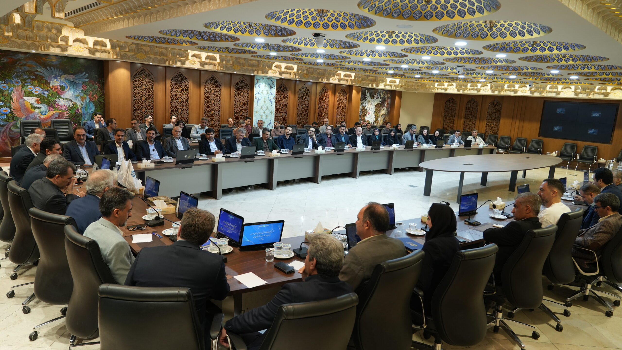 فناوری باید از ویترین نوآوری به متن اقتصاد برسد
